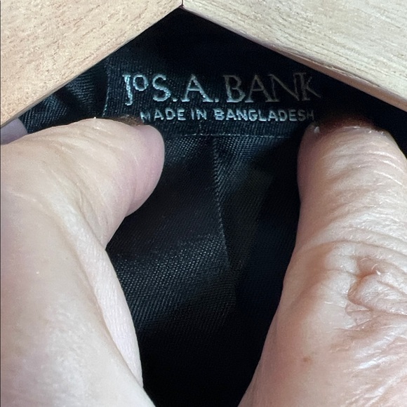 Jos. A. Bank Charcoal Men's Suit 40 Regular - Picture 2 of 14